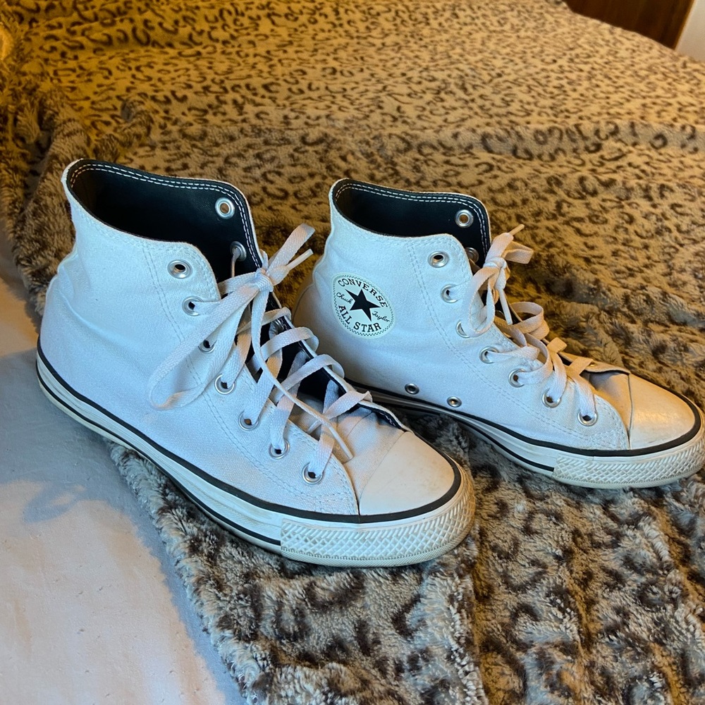 Converse Hightop White